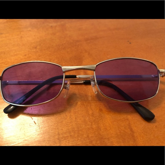 Purple sunglasses - Picture 3 of 3